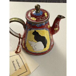 Kelvin Chen Handmade Intaglio Enamel Paint Copper Teapot Cat Trinket Box BB31